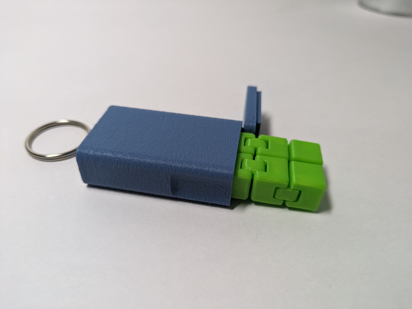 Mini Cubo Infinito Antiestresse com Case para Chaveiro